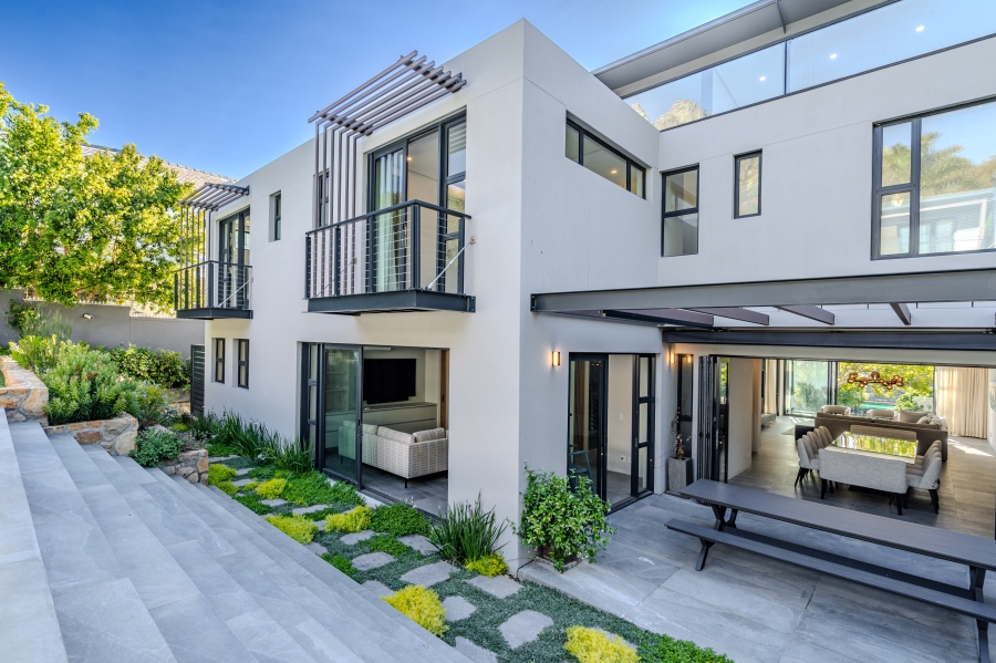 6 Bedroom Property for Sale in Camps Bay Western Cape